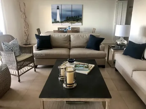 607 Ocean Drive Key Biscayne FL 33149