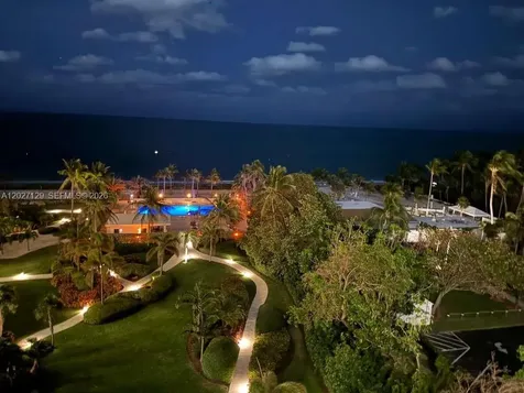 607 Ocean Drive Key Biscayne FL 33149