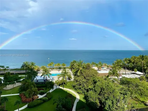 607 Ocean Drive Key Biscayne FL 33149