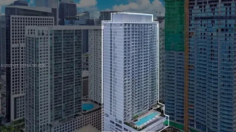 77 SE 5th Miami FL 33131