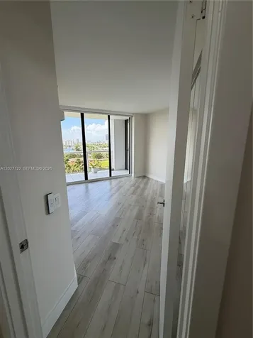3640 Yacht Club Drive Aventura FL 33180