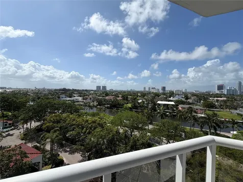 3640 Yacht Club Drive Aventura FL 33180