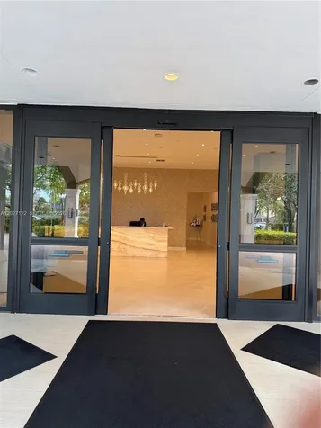 3640 Yacht Club Drive Aventura FL 33180