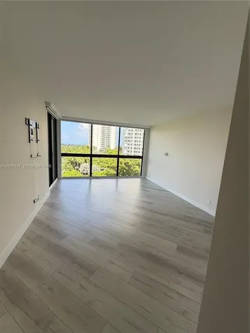 3640 Yacht Club Drive Aventura FL 33180
