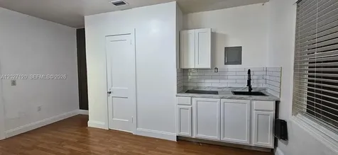 435 SW 33rd Avenue Miami FL 33135