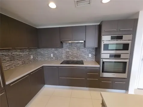 7875 NW 107th Avenue Doral FL 33178