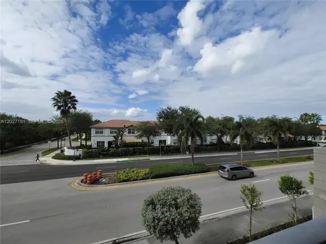 7875 NW 107th Avenue Doral FL 33178