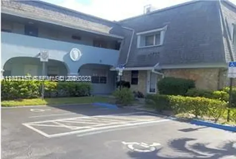 4271 NW 5th Street Plantation FL 33317