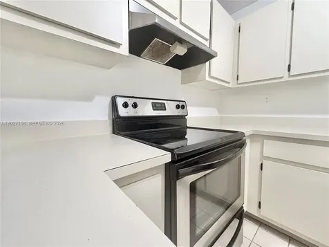 400 W Palm Circle W Pembroke Pines FL 33025