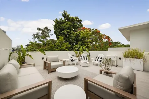 2986 Coconut Avenue Coconut Grove FL 33133