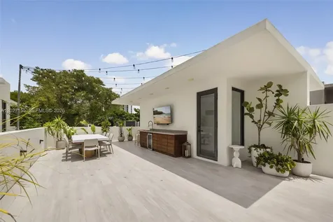 2986 Coconut Avenue Coconut Grove FL 33133