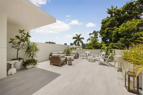 2986 Coconut Avenue Coconut Grove FL 33133