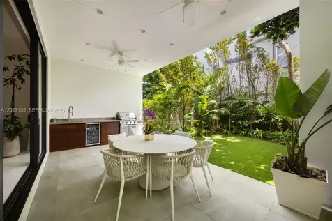 2986 Coconut Avenue Coconut Grove FL 33133