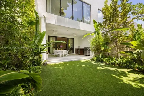 2986 Coconut Avenue Coconut Grove FL 33133