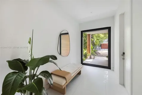 2986 Coconut Avenue Coconut Grove FL 33133