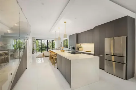 2986 Coconut Avenue Coconut Grove FL 33133