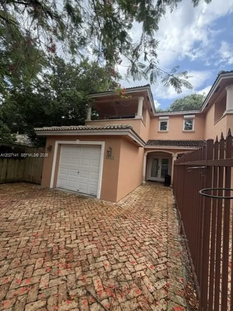 3062 Matilda Street Miami FL 33133