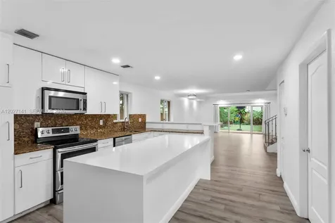 3062 Matilda Street Miami FL 33133