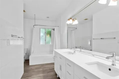 3062 Matilda Street Miami FL 33133