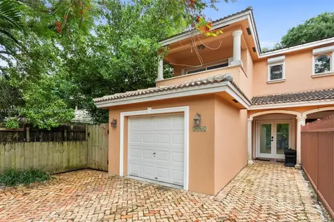 3062 Matilda Street Miami FL 33133