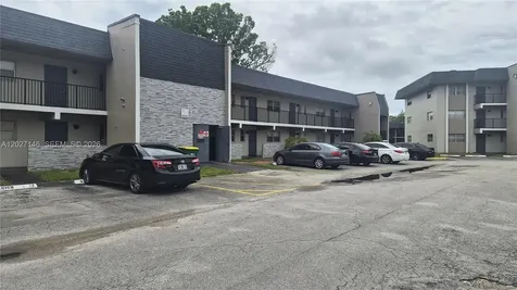 7920 N Colony Circle N Tamarac FL 33321