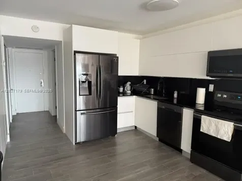 3375 N Country Club Drive Aventura FL 33180
