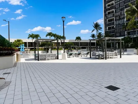 1925 Brickell Avenue Miami FL 33129