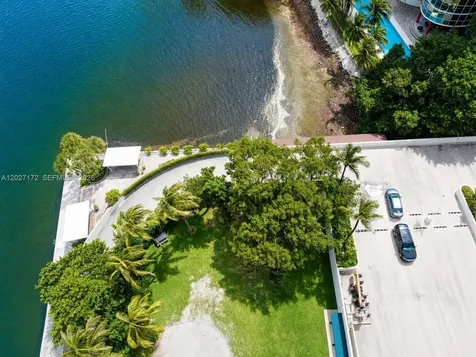 1925 Brickell Avenue Miami FL 33129