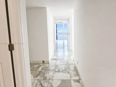 1925 Brickell Avenue Miami FL 33129