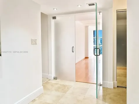 1925 Brickell Avenue Miami FL 33129