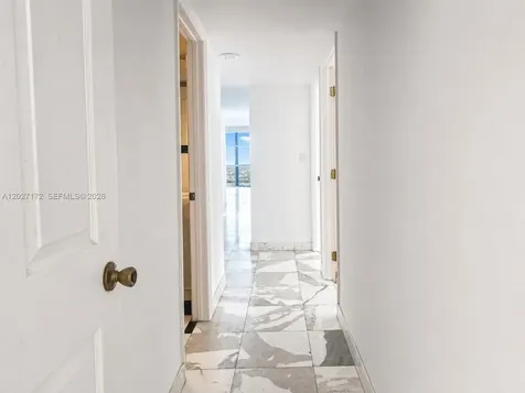 1925 Brickell Avenue Miami FL 33129