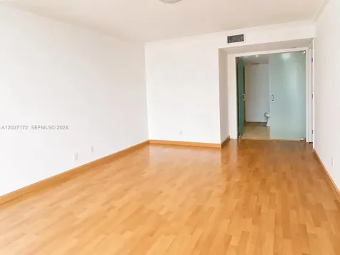 1925 Brickell Avenue Miami FL 33129