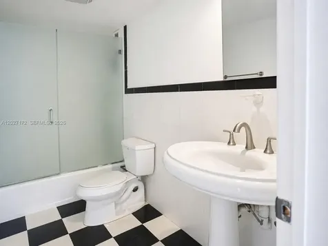 1925 Brickell Avenue Miami FL 33129