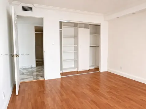 1925 Brickell Avenue Miami FL 33129