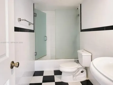1925 Brickell Avenue Miami FL 33129