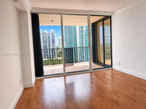 1925 Brickell Avenue Miami FL 33129
