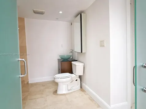 1925 Brickell Avenue Miami FL 33129