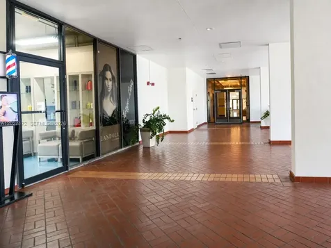 1925 Brickell Avenue Miami FL 33129