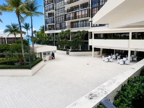 1925 Brickell Avenue Miami FL 33129