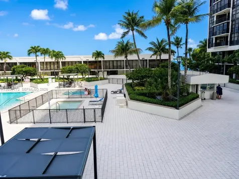 1925 Brickell Avenue Miami FL 33129