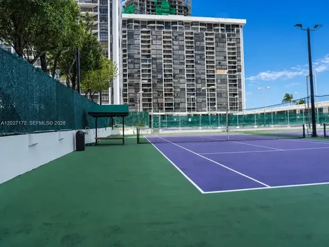 1925 Brickell Avenue Miami FL 33129
