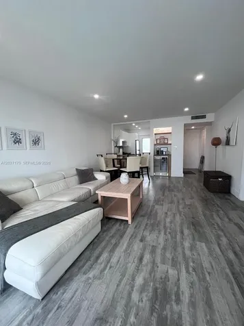 2910 Point East Drive Aventura FL 33160