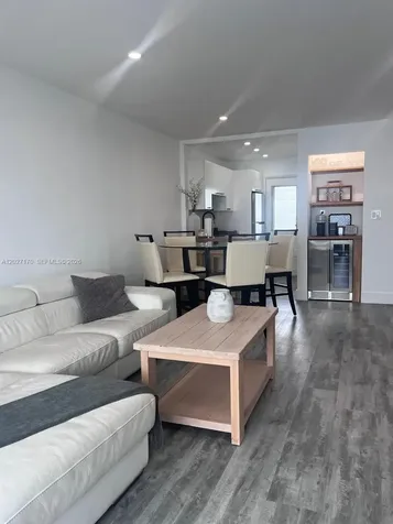 2910 Point East Drive Aventura FL 33160