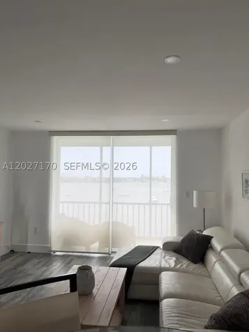 2910 Point East Drive Aventura FL 33160
