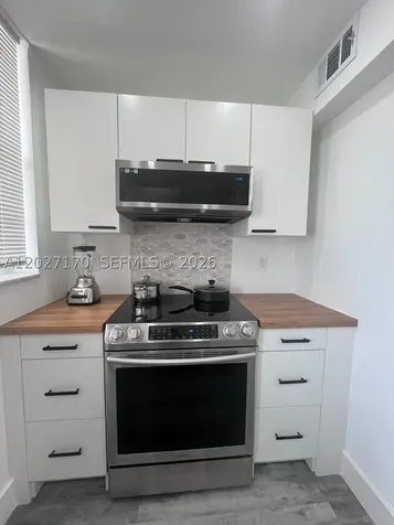 2910 Point East Drive Aventura FL 33160