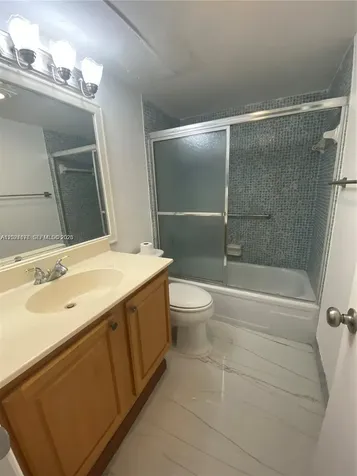 111 Tilford F Deerfield Beach FL 33442