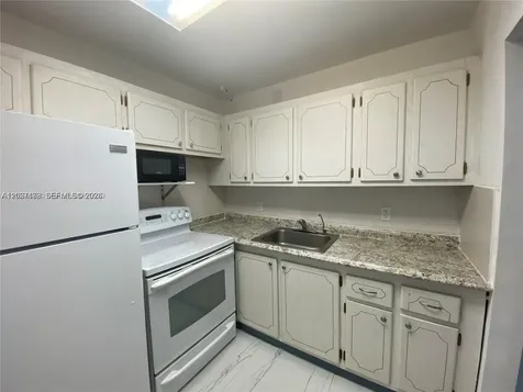 111 Tilford F Deerfield Beach FL 33442
