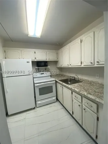 111 Tilford F Deerfield Beach FL 33442