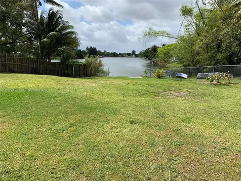 3300 SW 32nd Avenue West Park FL 33023