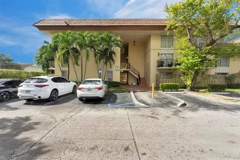 8600 SW 109th Avenue Miami FL 33173